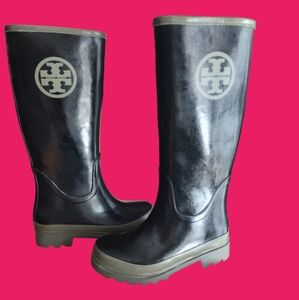 Tory Burch Tall Logo Black & Gray Rubber Rain Boots Size 5